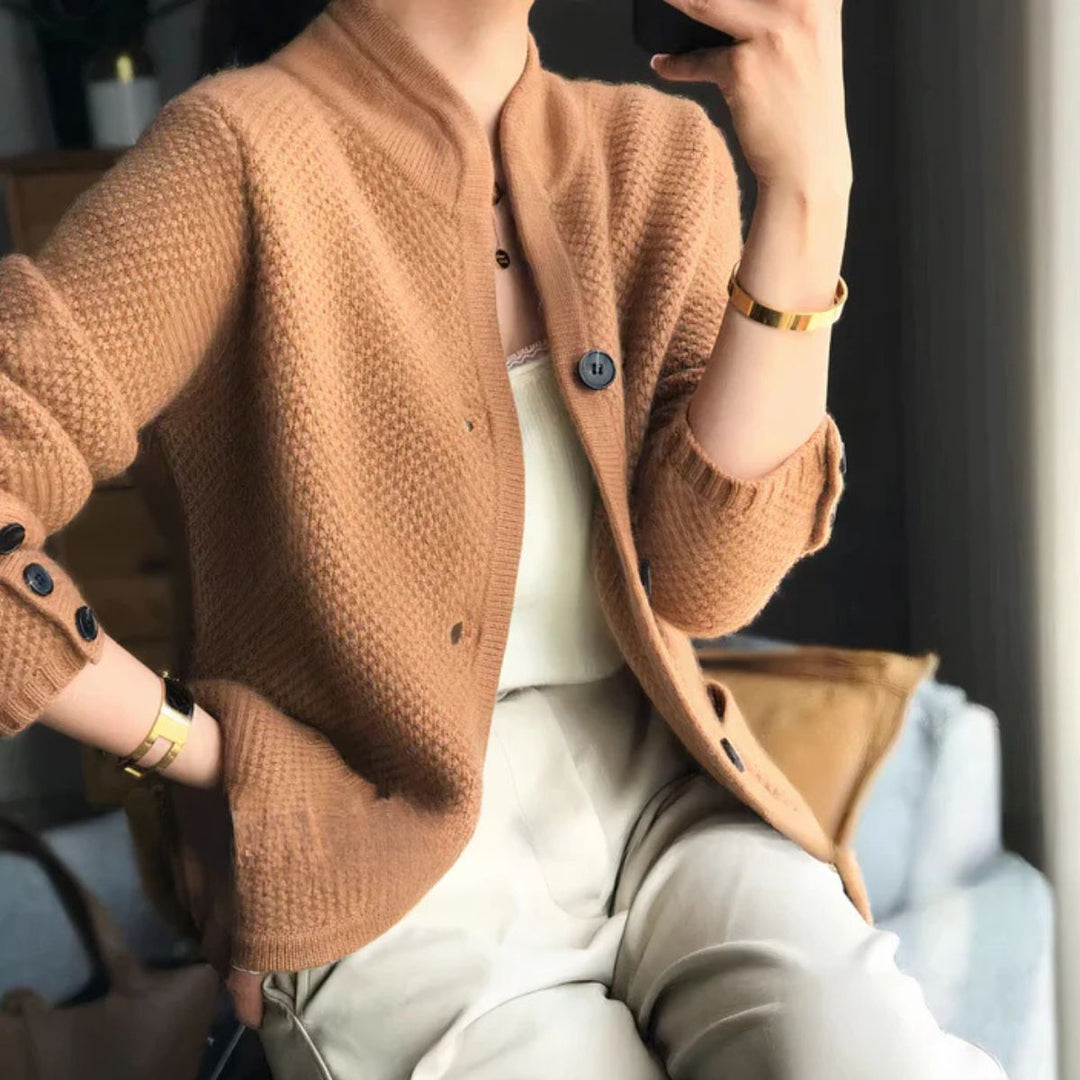 Classic Knit Cardigan – Elegant Button Up Outerwear