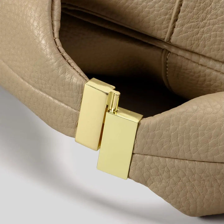 Theodora - trendy kleine handtas met doosje